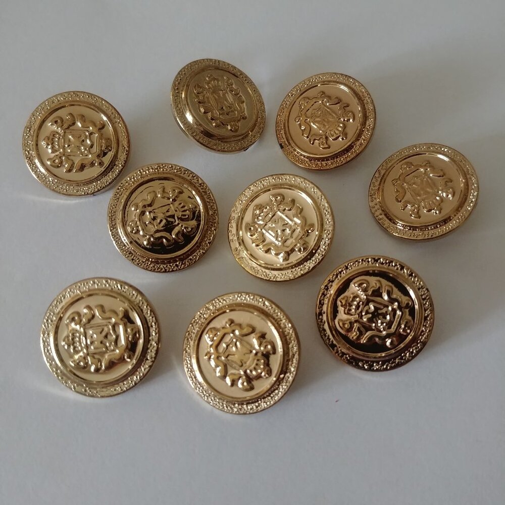 4/$20 Set of 9 nine gold crest matching statement buttons